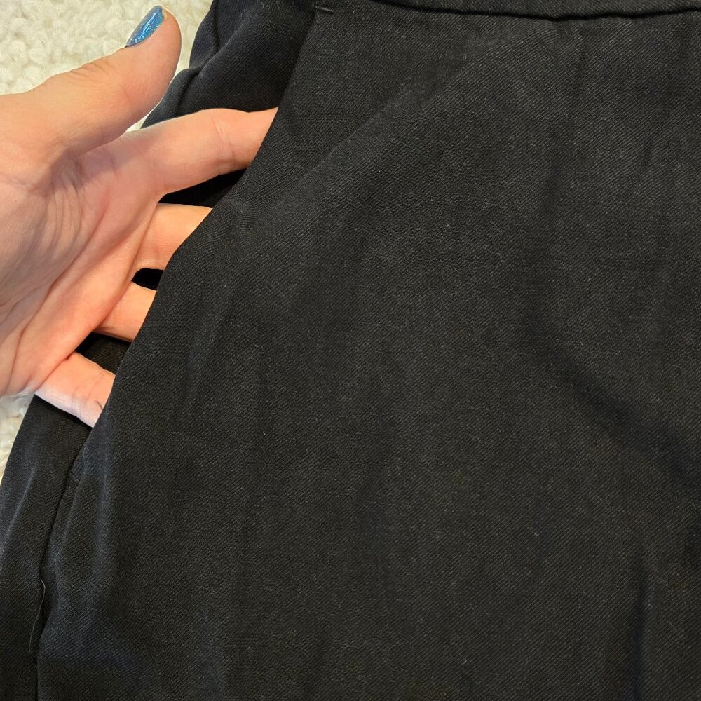 H&M - Size 10 - Black Slacks w/Pockets - EUC - Picture 2 of 5